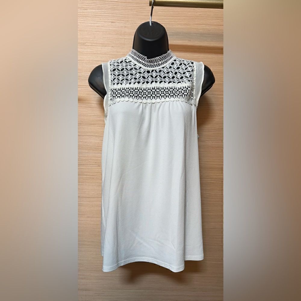 Express White Lace Mock neck Blouse - Medium